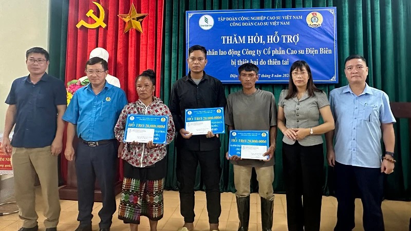 Hỗ trợ &quot;Mái ấm công đoàn&quot; cho công nhân bị thiệt hại do lũ quét Mường Pồn